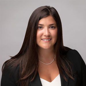 Laura Sharp Headshot
